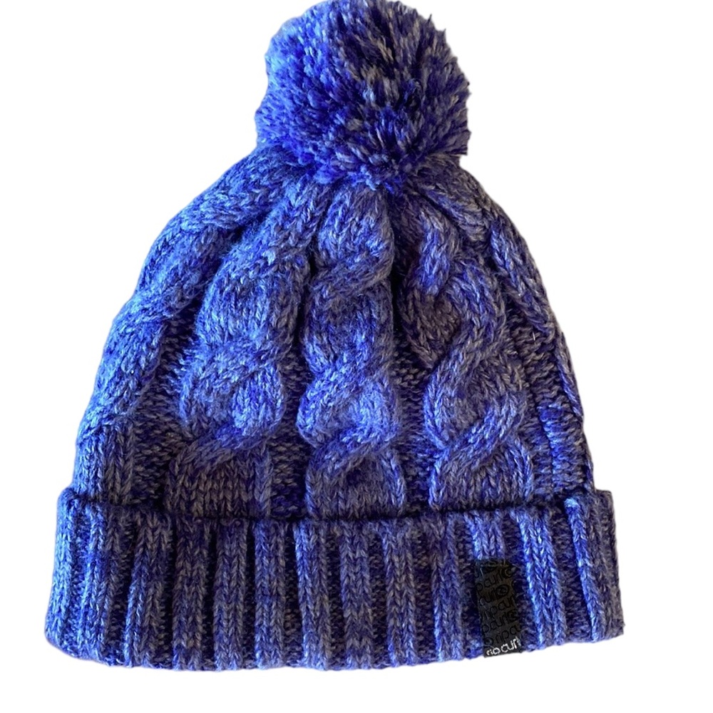 Rip Curl Purple Knit Beanie Hat in Great Condition.